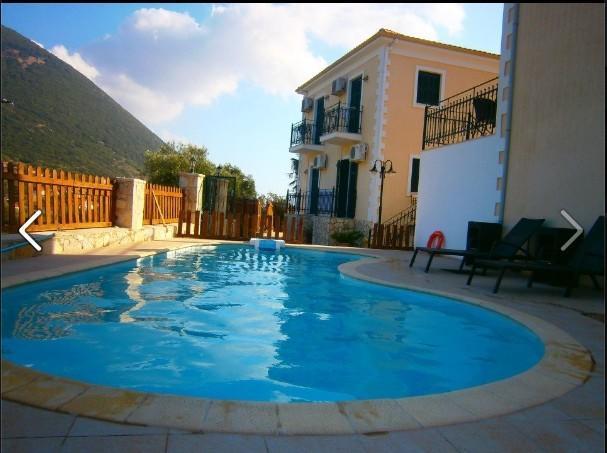 Iriana Village Inn Stavros  الغرفة الصورة